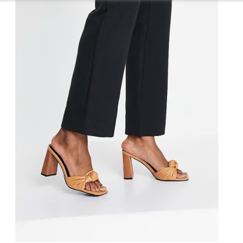 Z Code Maya Camel Leather Block Heel Sandal Mules | Size 11 | Excellent Conditio